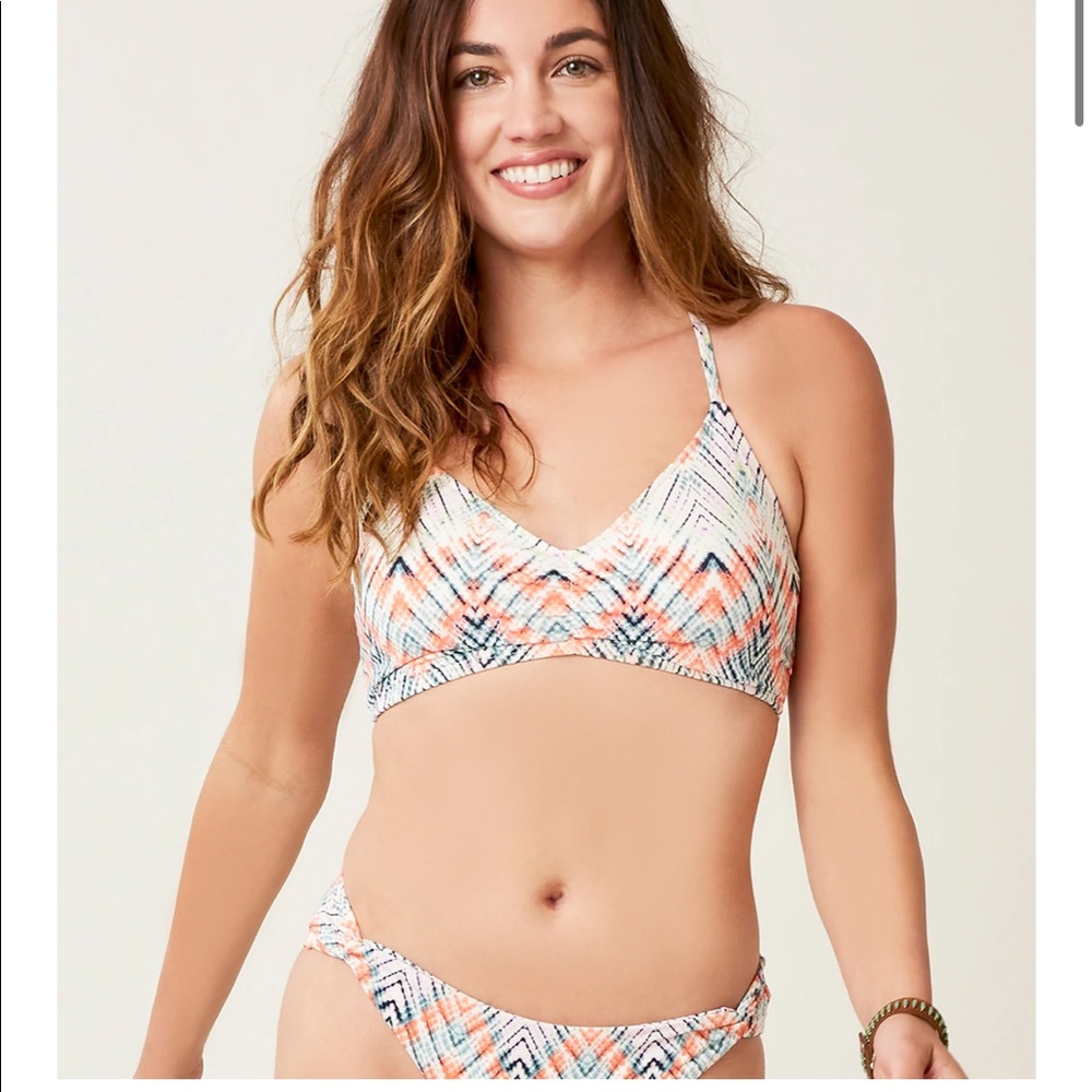 Carve designs Camari swim bikini top